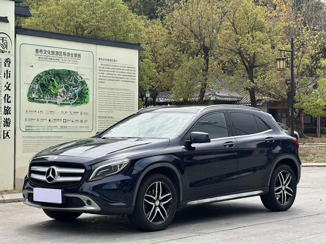 Mercedes-Benz GLA 2016 GLA 200 Style – фото 1
