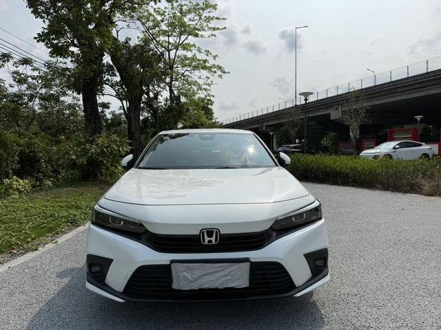 Honda Civic 2023 240TURBO CVT Dynamic – фото 2