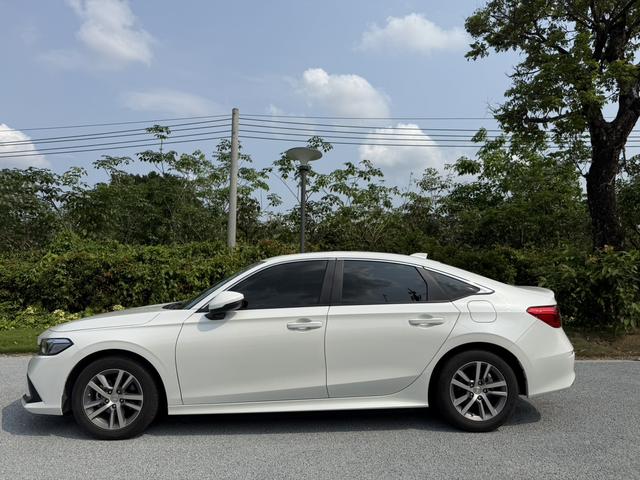 Honda Civic 2023 240TURBO CVT Dynamic – фото 6