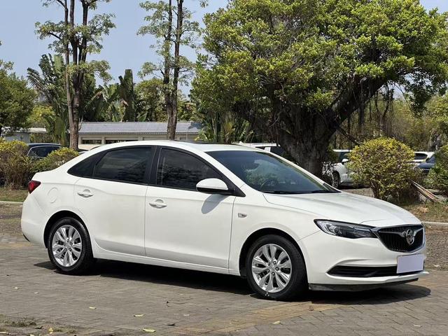 Buick Excelle 2021 Facelift Classic 1.5L Automatic Elite – фото 3