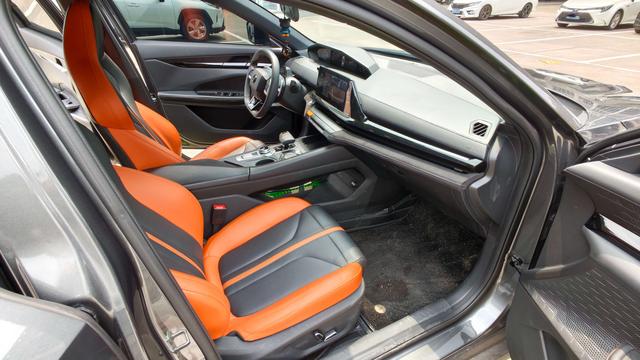 Changan UNI-V 2024 1.5T Premium Sport – фото 6