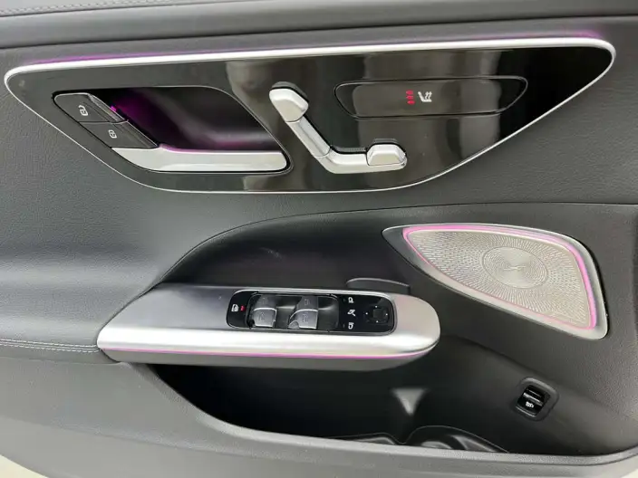 Mercedes-Benz C-Class 2026 Model C 260 L Sports sedan – фото 5