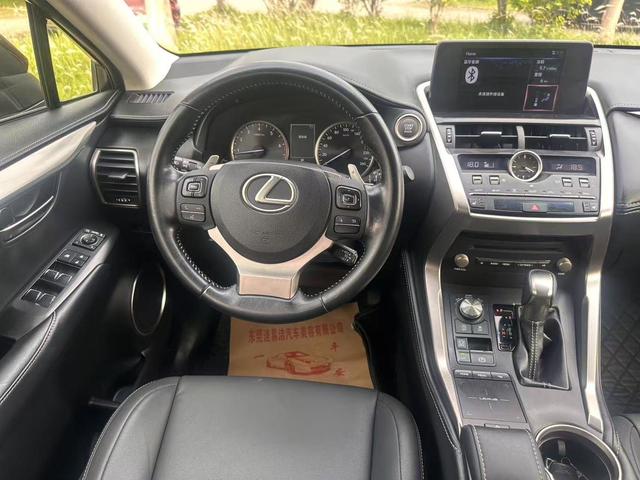 Lexus NX 2017 300 FWD F Sport – фото 6
