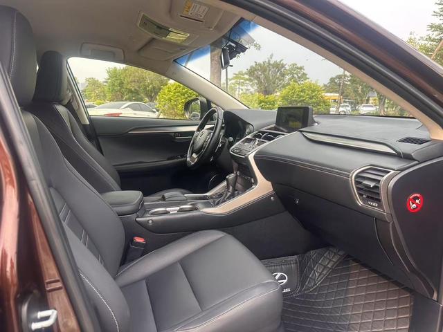 Lexus NX 2017 300 FWD F Sport – фото 7