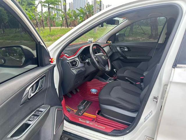 Senya R7 2016 модификация 1.6L Manual Com f ort