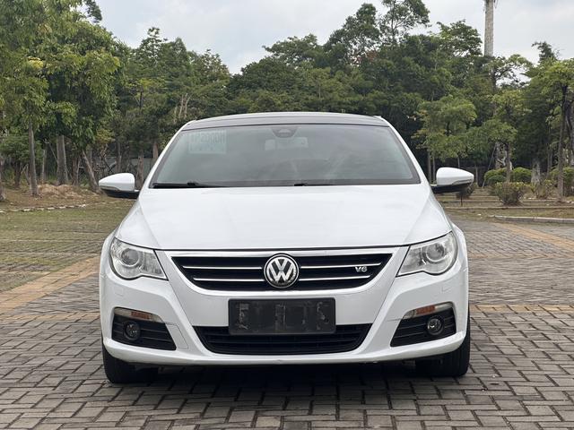 Volkswagen CC 2012 модификация 3.0FSI V6 – фото 2