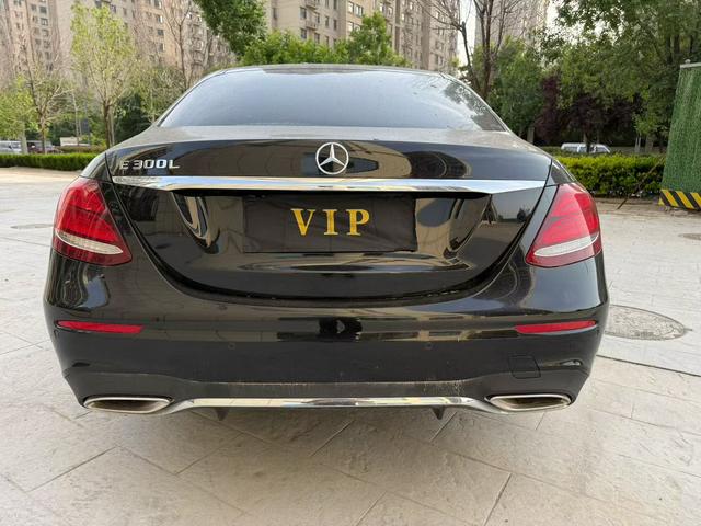 Mercedes-Benz E-Class 2015 модификация E 180 L Sport Sport – фото 8