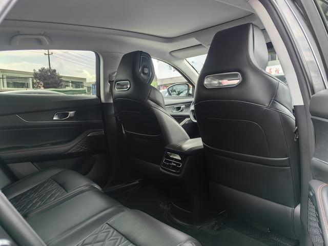 Changan UNI-K 2021 2.0T Premium – фото 9