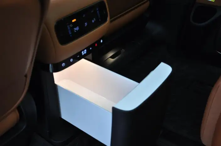 HONGQI HQ9 PHEV 2026 Model 4WD Deluxe Edition – фото 10