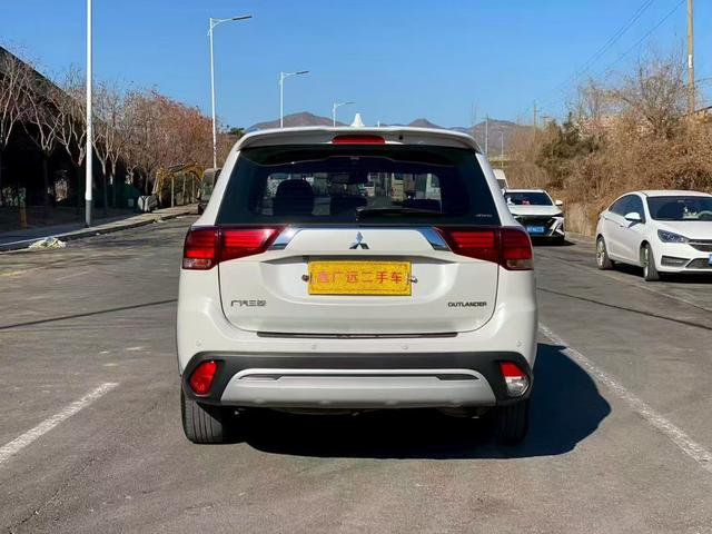 Mitsubishi Outlander Модель 2019 года 2.4L 4WD Enjoy Edition 5 seat Country VI – фото 5