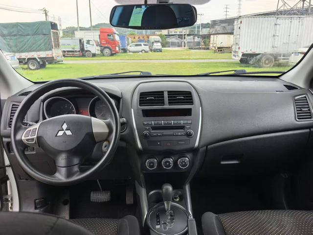 Mitsubishi ASX 2015 модификация 2.0L CVT 2WD Elite Edition – фото 12