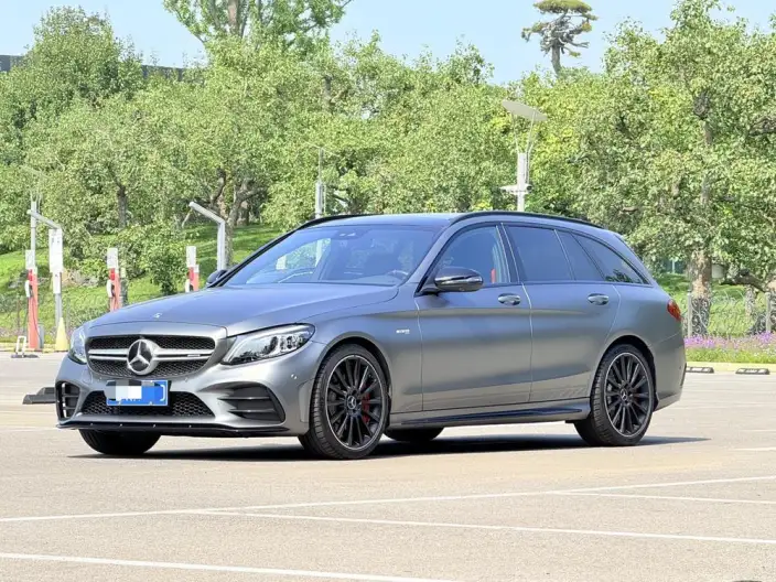 Mercedes-Benz C-Class AMG 2019 Model AMG C 43 4MATIC Travel Sedan Special Edition – фото 1