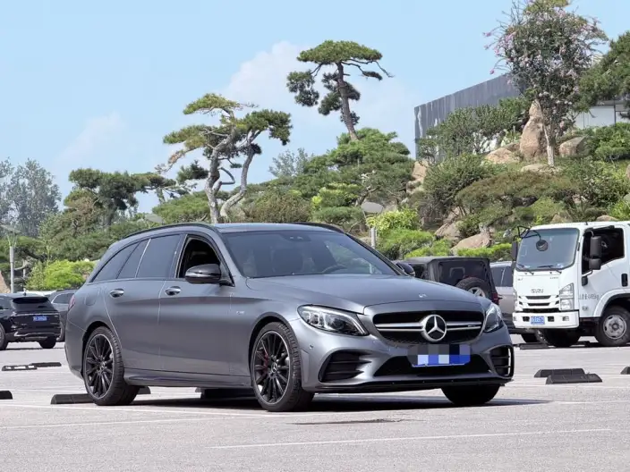 Mercedes-Benz C-Class AMG 2019 Model AMG C 43 4MATIC Travel Sedan Special Edition – фото 3