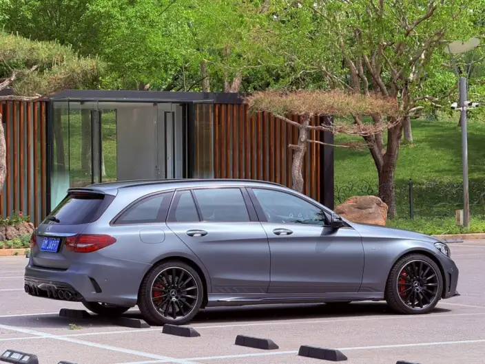 Mercedes-Benz C-Class AMG 2019 Model AMG C 43 4MATIC Travel Sedan Special Edition – фото 7
