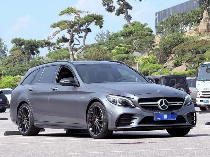 Mercedes-Benz C-Class AMG 2019 Model AMG C 43 4MATIC Travel Sedan Special Edition – фото 9