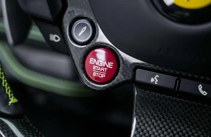 Ferrari F8 2019 Model Tributo 3.9T V8 – фото 10