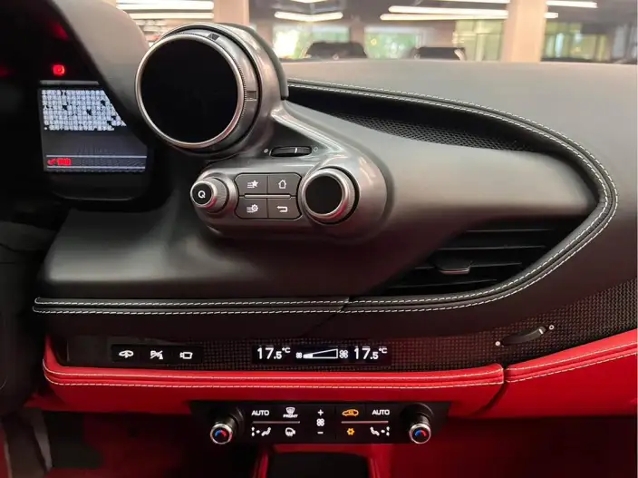 Ferrari F8 2019 Model Tributo 3.9T V8 – фото 8