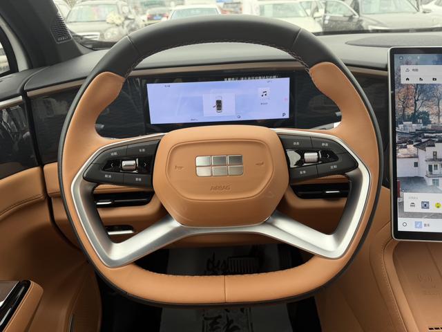 Geely Galaxy L7 2025 модификация 1.5L EM-i 115km Tiggo Edition – фото 11