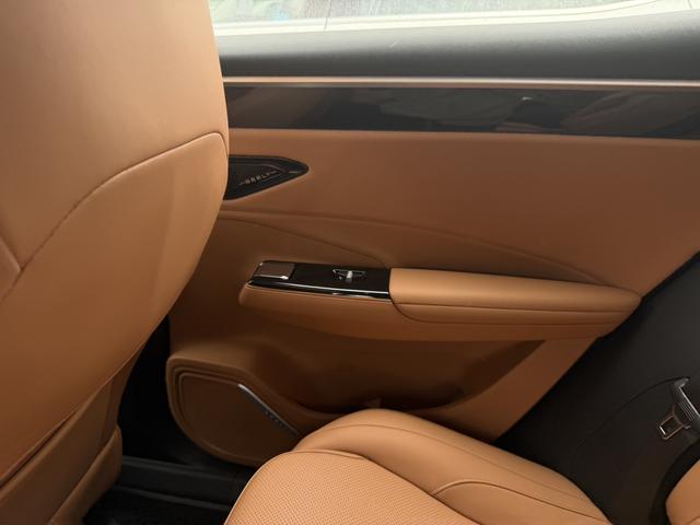 Geely Galaxy L7 2025 модификация 1.5L EM-i 115km Tiggo Edition – фото 14