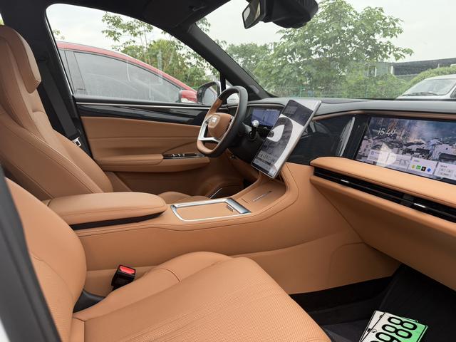 Geely Galaxy L7 2025 модификация 1.5L EM-i 115km Tiggo Edition – фото 22