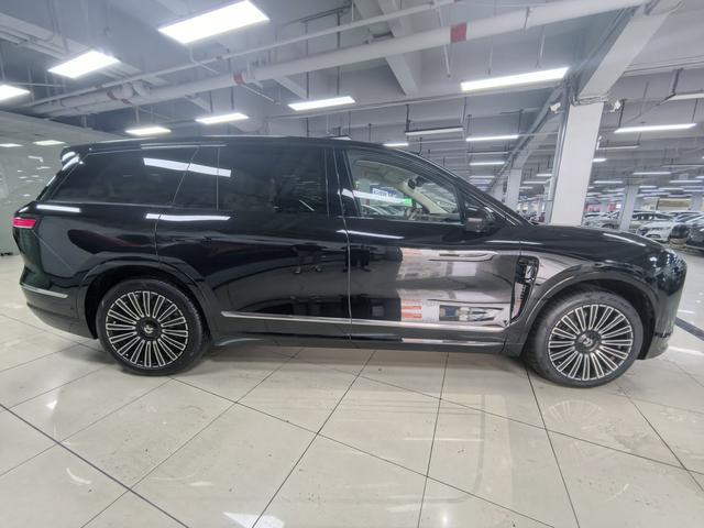 NIO ES8 2026 модификация VI seat Executive Deluxe Edition – фото 2