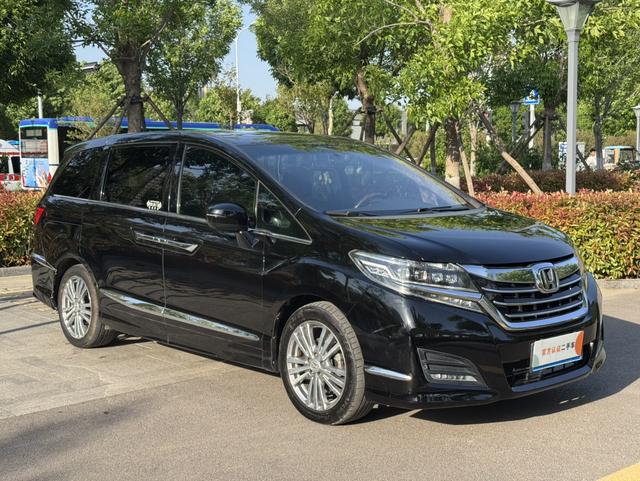 Honda Elysion 2016 2.4L Luxury – фото 3