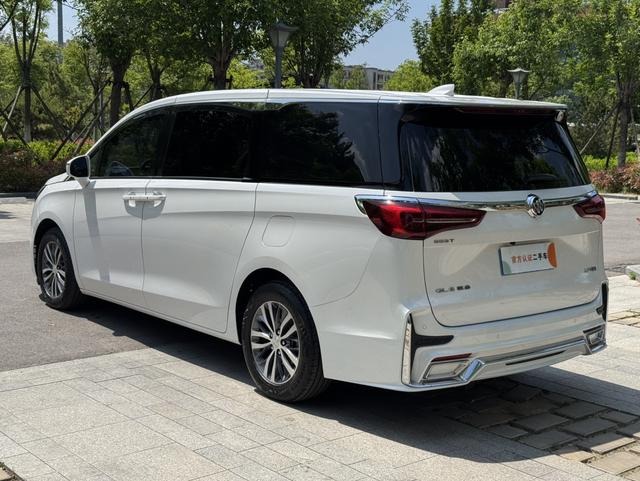 Buick GL8 2022 ES Land Premium 653T Comfort – фото 4