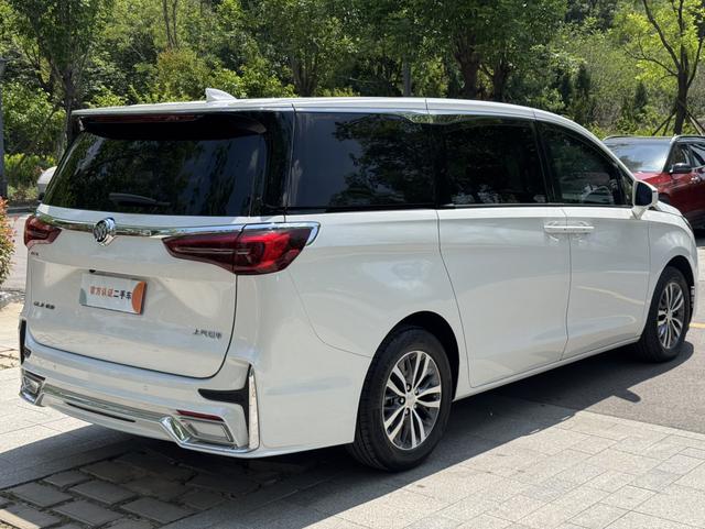 Buick GL8 2022 ES Land Premium 653T Comfort – фото 6