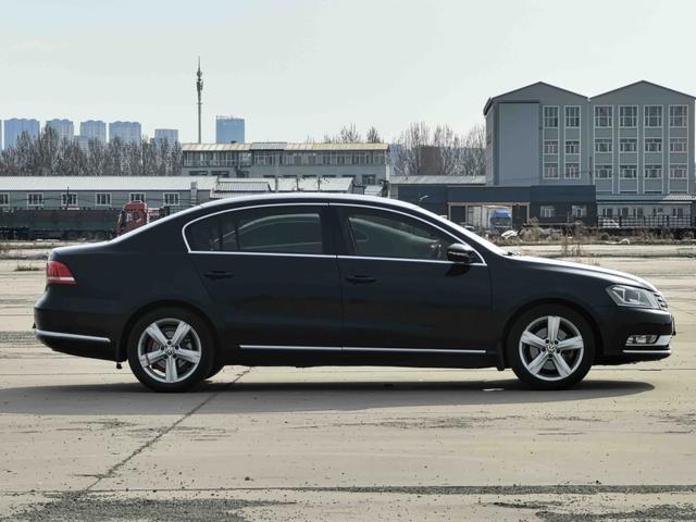 Volkswagen Magotan 2015 1.8TSI Premium – фото 7