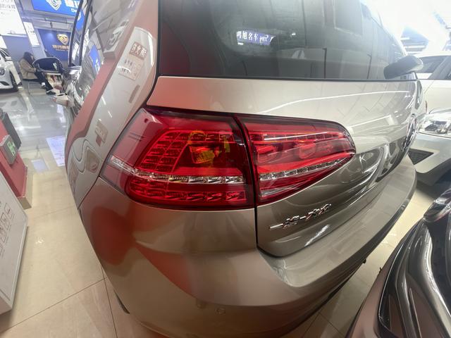 Volkswagen Gol f 2016 модификация 230TSI Automatic Luxury – фото 9