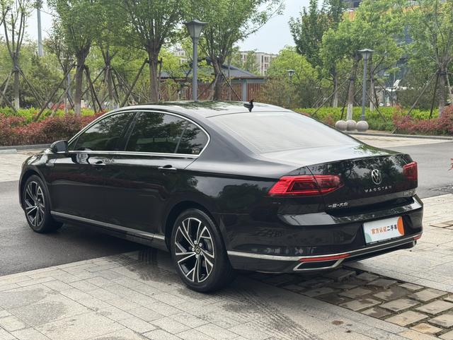 Volkswagen Magotan 2021 330TSI DSG 30th Anniversary – фото 4