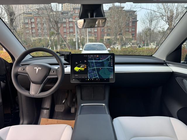 Tesla Model Y 2021 Standard Range RWD – фото 8