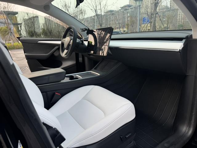 Tesla Model Y 2021 Standard Range RWD – фото 9