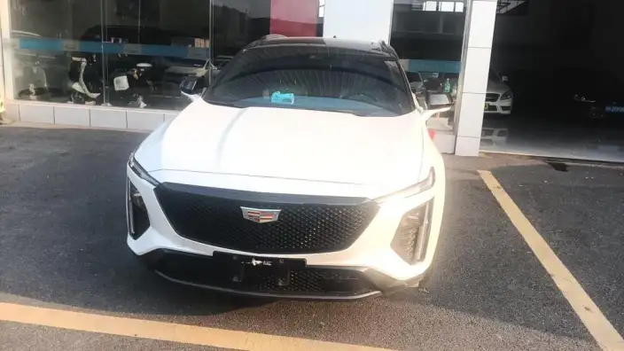 Cadillac GT4 2023 Model 25T Luxury Model