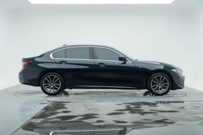 BMW 3 Series 2023 Model 325Li M Sports Set – фото 8