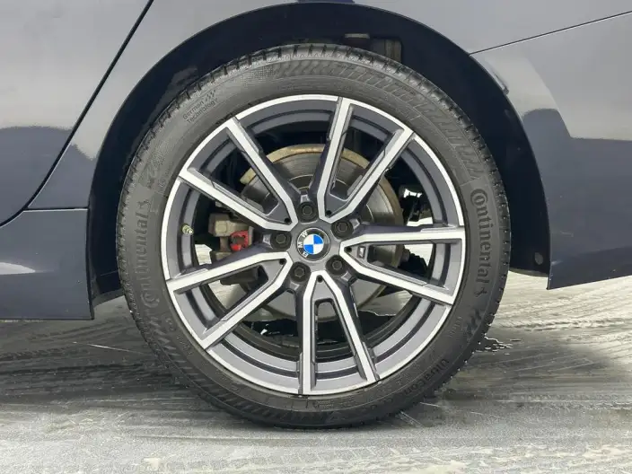 BMW 3 Series 2023 Model 325Li M Sports Set – фото 9