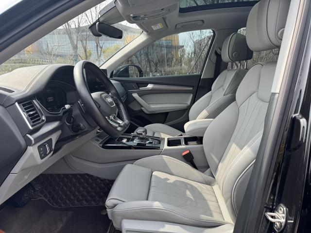 Audi Q5L Sportback 2022 40 TFSI Luxury – фото 10