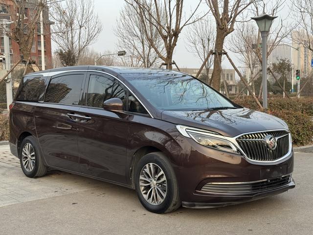 Buick GL8 2017 ES 28T Luxury China V – фото 3
