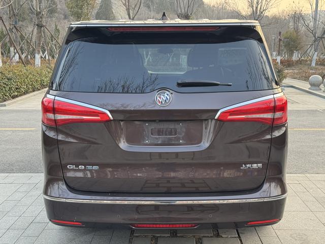 Buick GL8 2017 ES 28T Luxury China V – фото 5