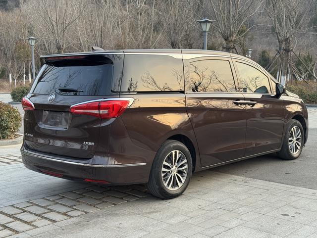 Buick GL8 2017 ES 28T Luxury China V – фото 6