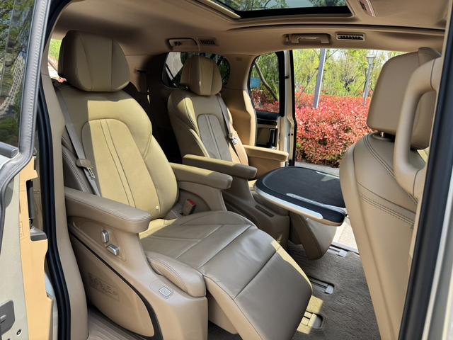 Buick GL8 2021 ES Land Premium 653T Luxury – фото 14