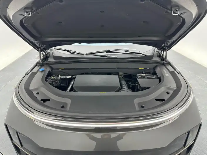 Li Auto L9 2022 Model Max Edition – фото 10