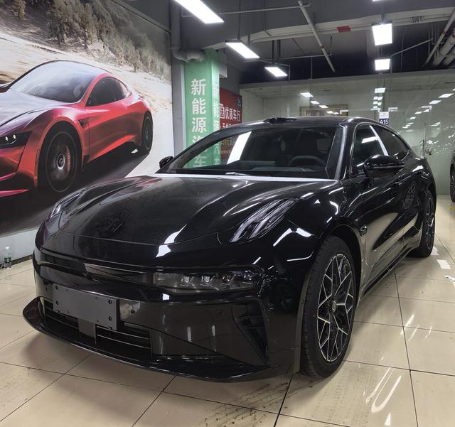 ZEEKR 001 2026 модификация Max Edition 103kWh Rear Drive