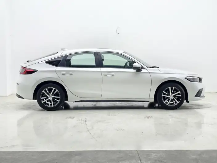 Honda Civic 2023 Model HATCHBACK 240TURBO CVT Extreme Leap Edition – фото 8