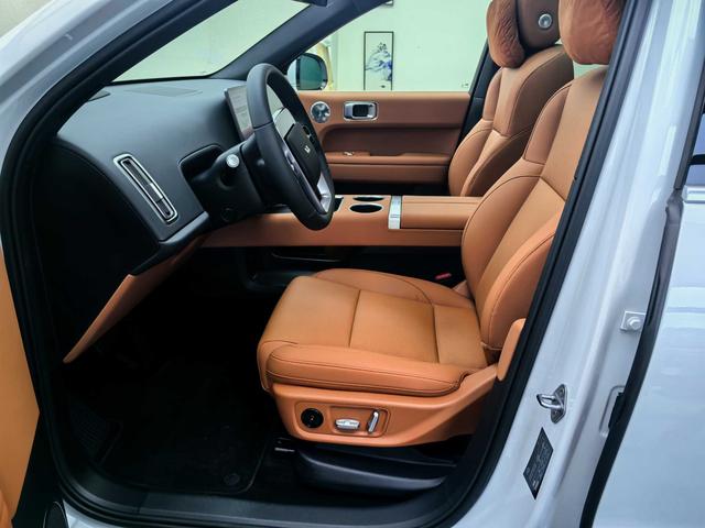 Li Auto L6 2025 Max Smart Re f resh – фото 5