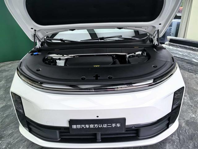 Li Auto L6 2025 Max Smart Re f resh – фото 12