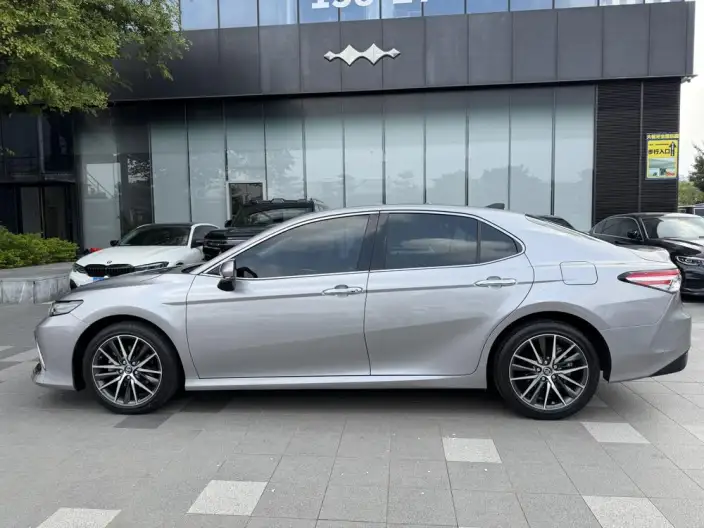 Toyota Camry 2021 Model 2.5G Deluxe Edition – фото 4