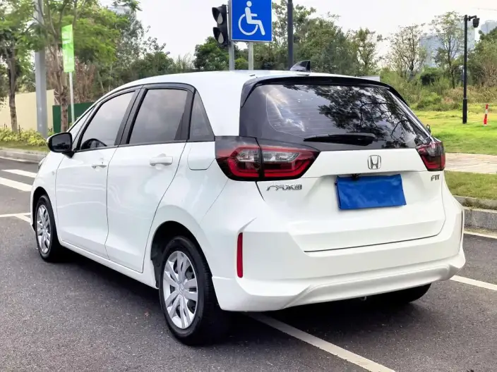 Honda Fit 2021 Model 1.5L CVT Tide Enjoy Edition – фото 5
