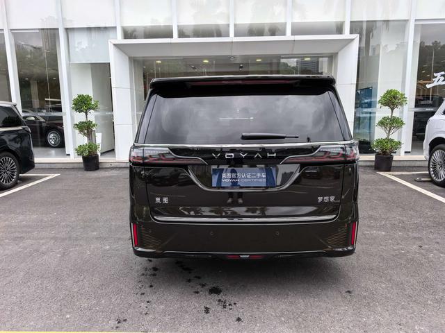 VOYAH Dreamer PHEV 2025 AWD Flagship Kunpeng