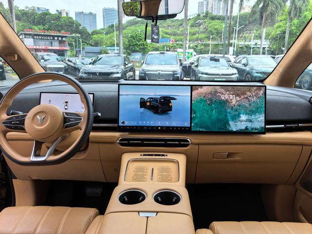 VOYAH Dreamer PHEV 2025 AWD Flagship Kunpeng – фото 6
